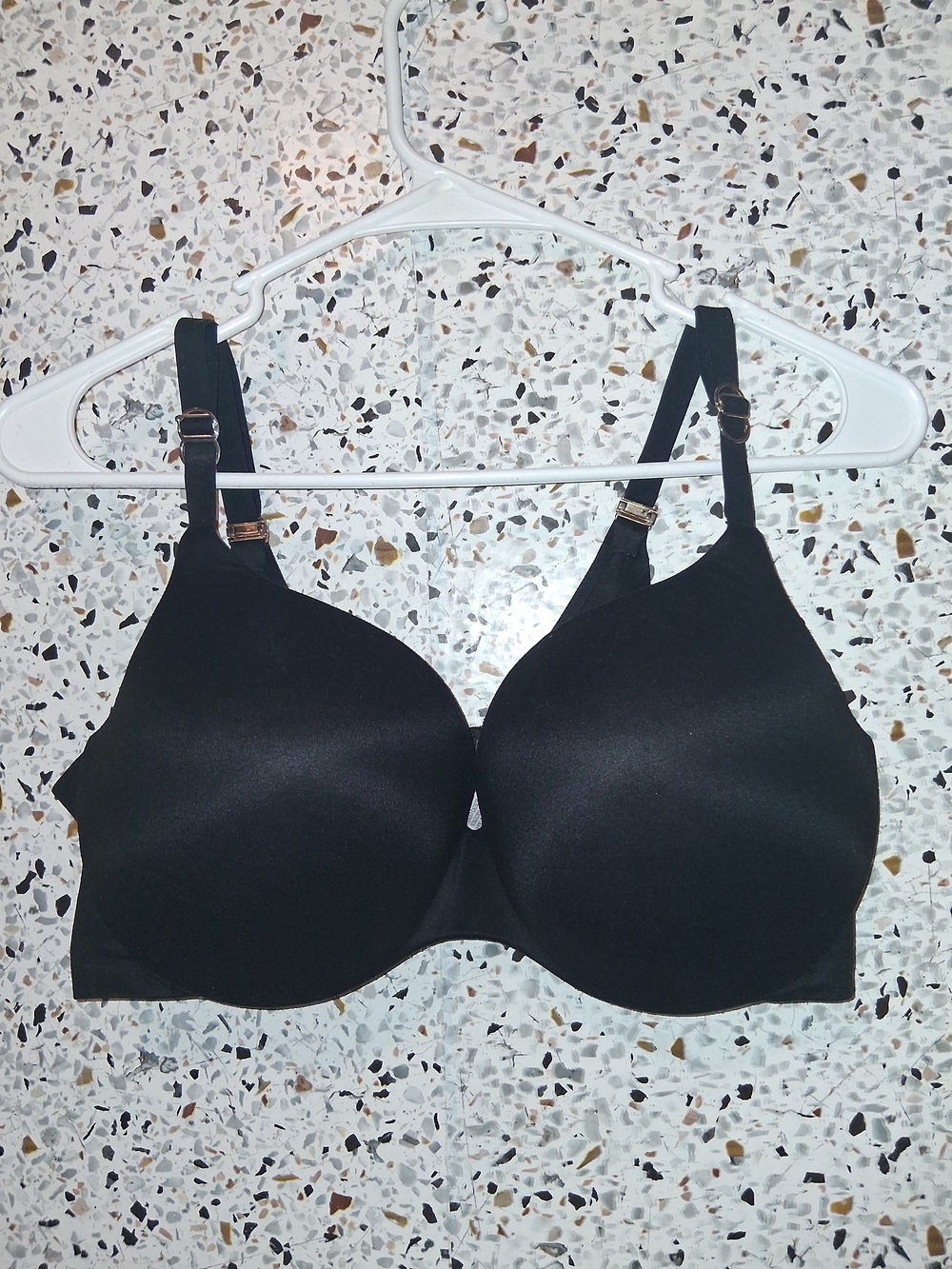 Victoria's Secret Perfect Shape Black T-Shirt Bra Underwire Size 36DD